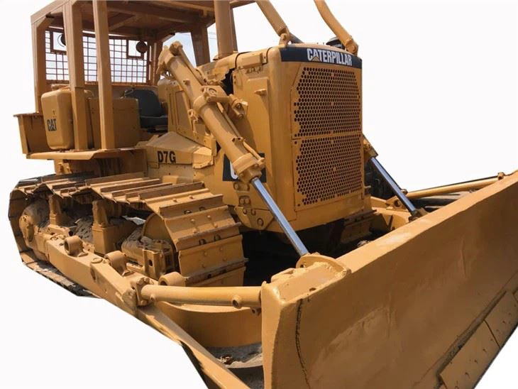 D7 Bulldozer