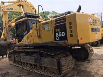 Gebruikte Komatsu 650-8 Graafmachine