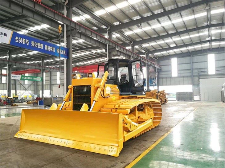 Grote droge landbulldozer