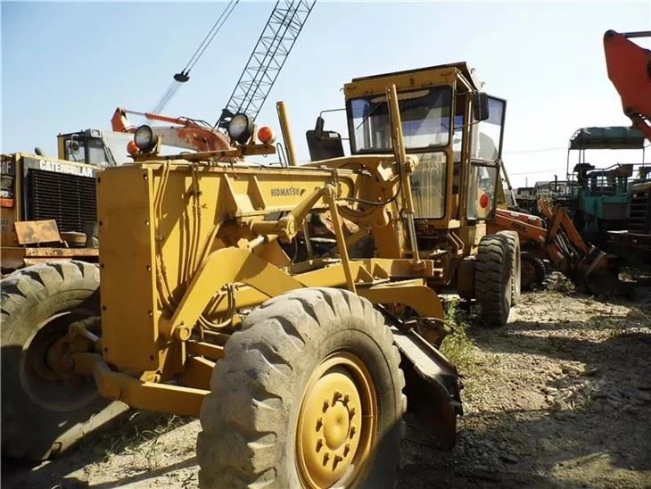 Gebruikte Komatsu Grader GD661A